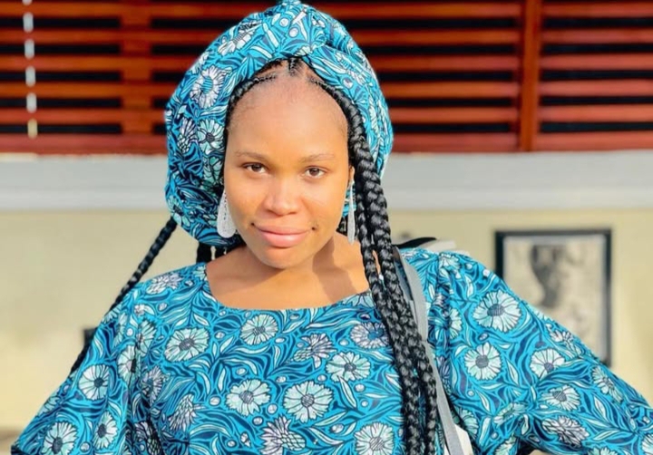 Hukumar EFCC reshen Kano ta cafke fitacciyar ƴar TikTok, Murja Ibrahim Kunya, bisa zargin yin liƙi da kuɗin Najeriya.