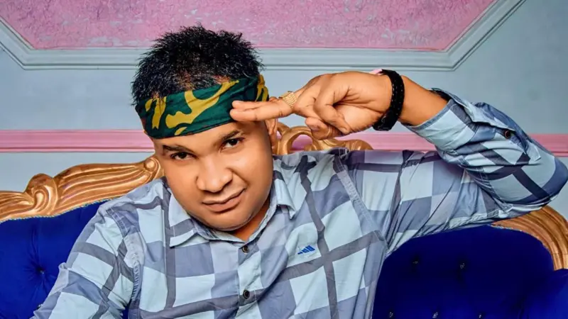 GFresh Al’amin fitaccen ɗan TikTok a Arewa tare da matarsa Maryam Ahmad Yola yayin hira da BBC Hausa