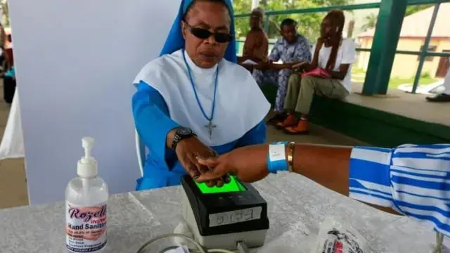 INEC Nigeria voter registration 2025 – jama’a suna yin rajista domin samun katin zaɓe na 2027