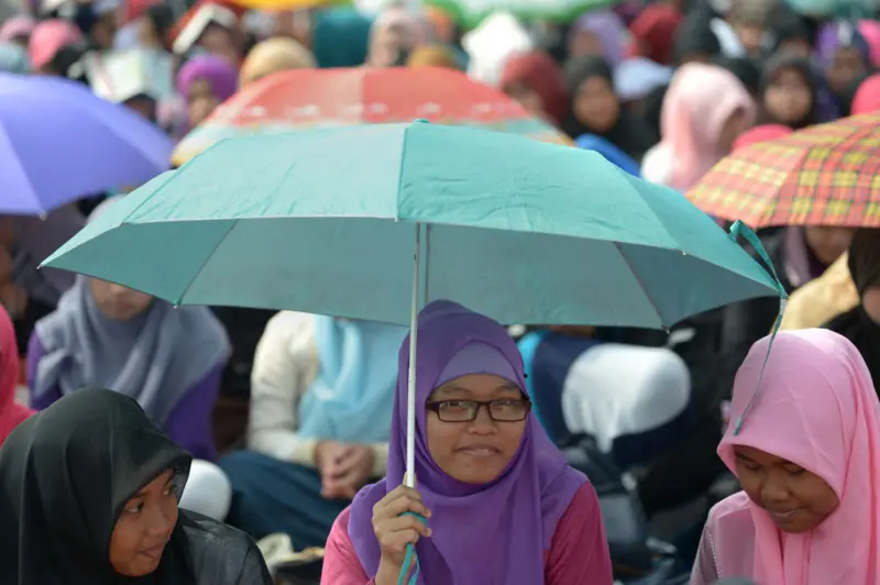 Tarihin Fara Maulidi: Jama’a suna gudanar da Maulidi a ƙasar Musulmi don tunawa da haihuwar Annabi Muhammad (SAW).