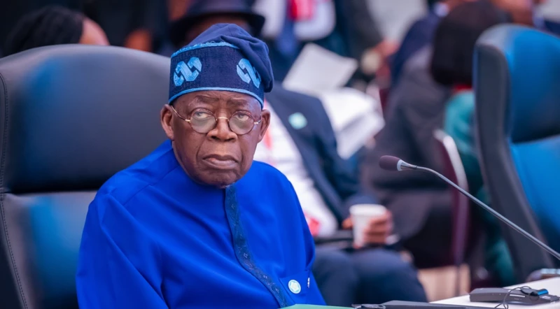 Shugaban Najeriya Bola Tinubu yayin da yake umartar gwamnati da ɗaukar matakai don rage farashin kayan abinci.