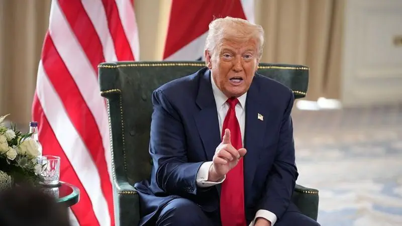 Faduwar darajar dalar Amurka a shekarar 2025, tasirin ta ga farashin kaya, kasuwanci, da siyasar duniya